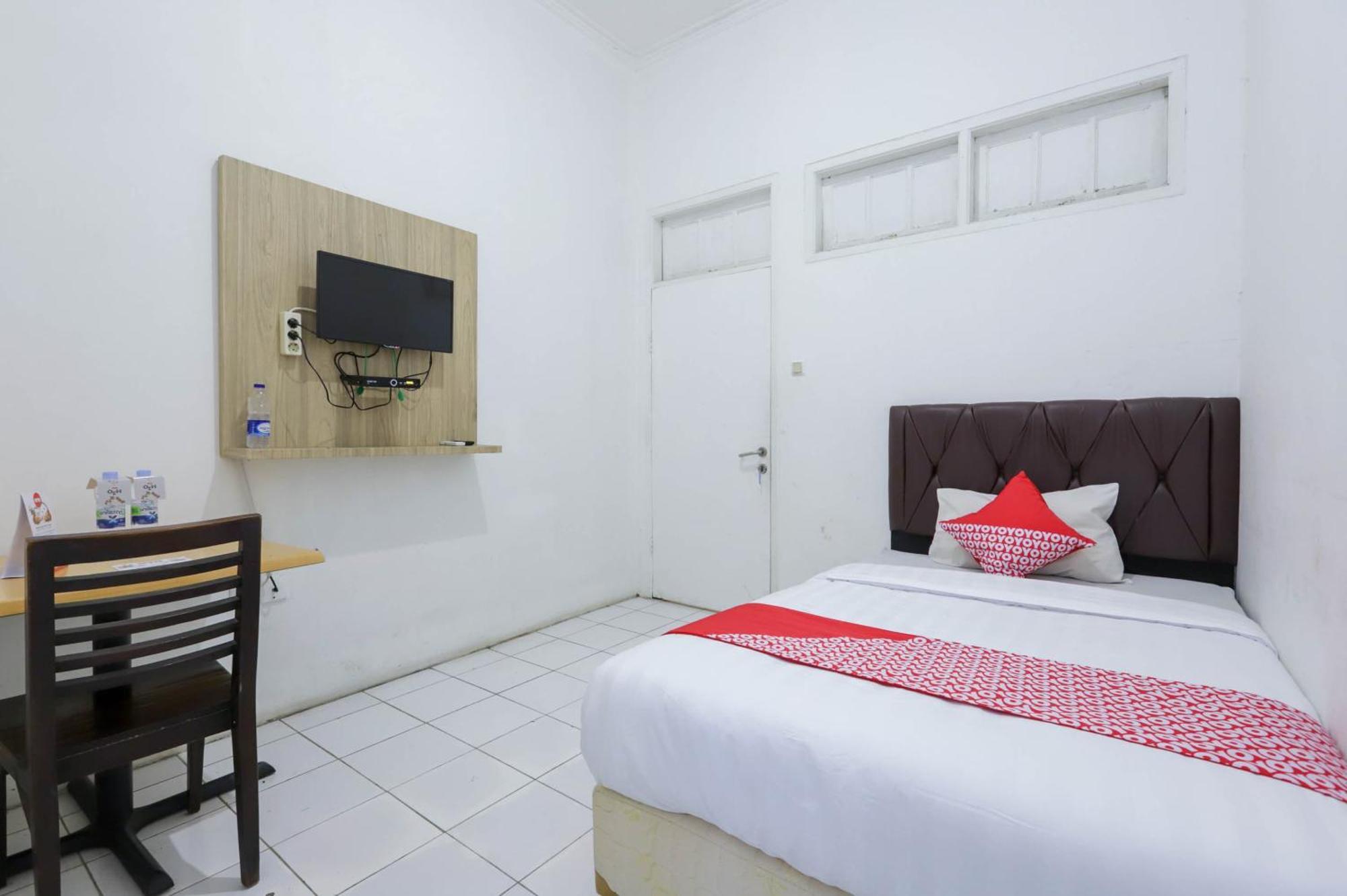 Oyo 1111 Pasar Baru Inn Jakarta Exteriér fotografie