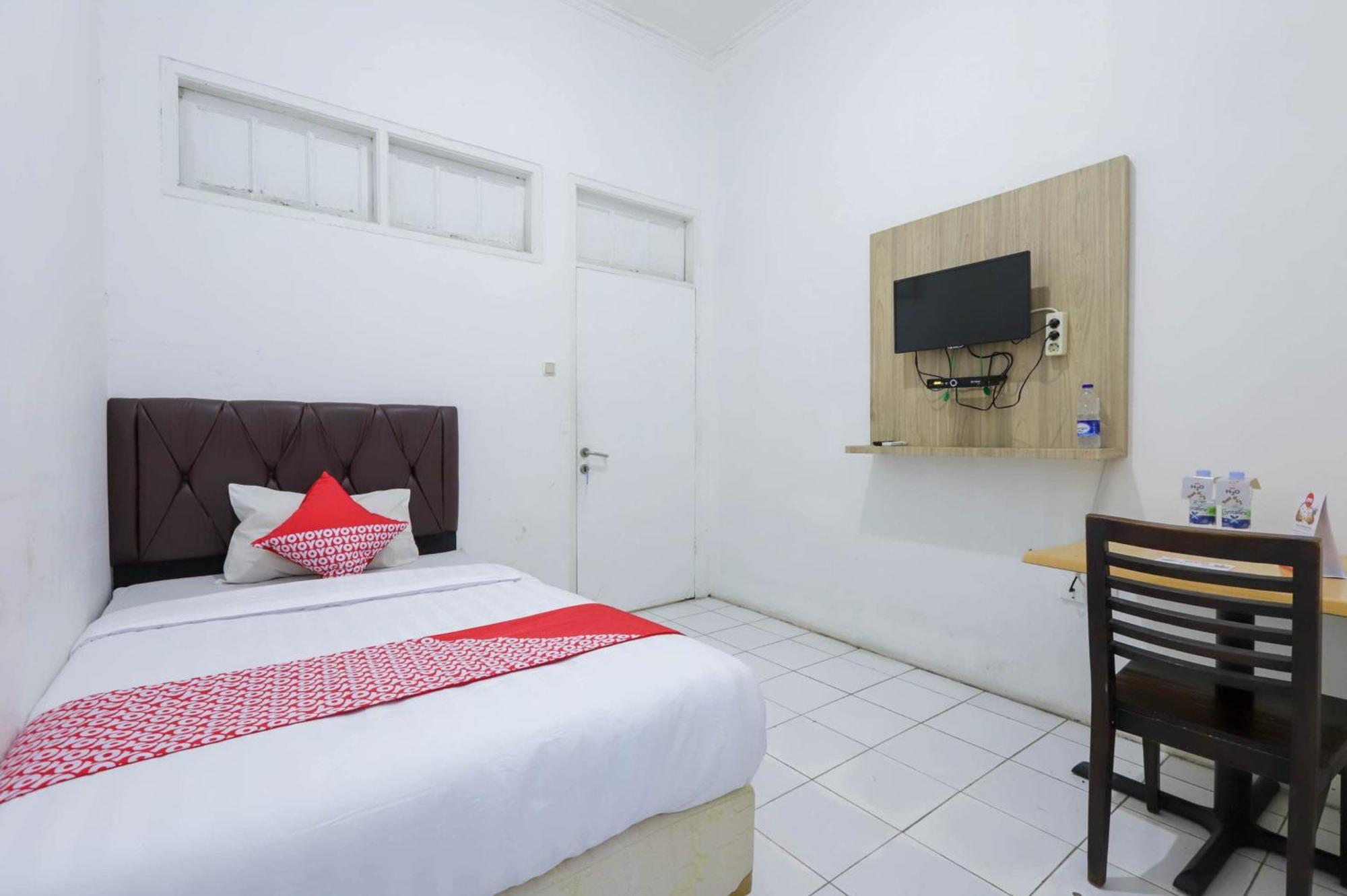 Oyo 1111 Pasar Baru Inn Jakarta Exteriér fotografie
