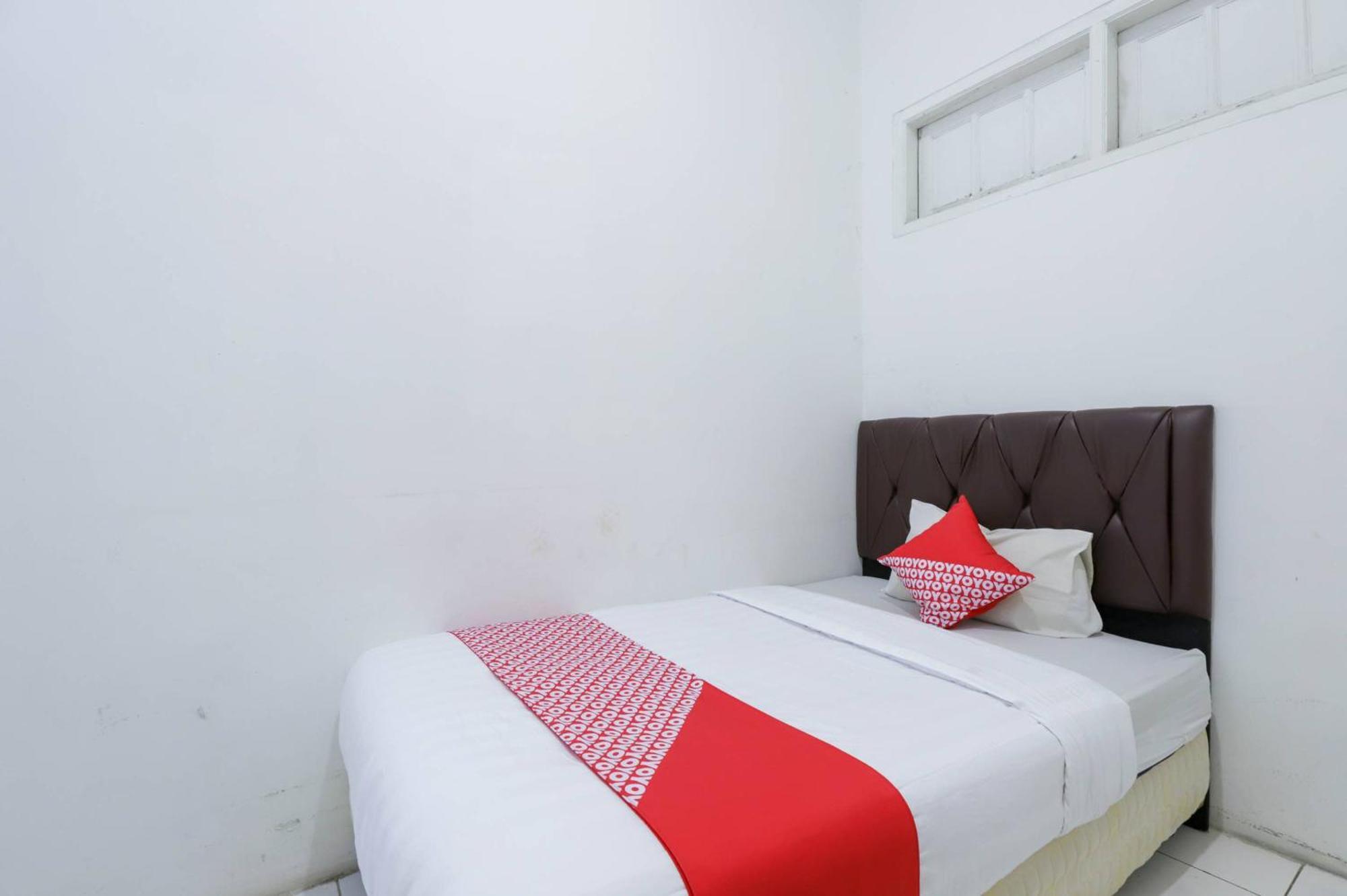 Oyo 1111 Pasar Baru Inn Jakarta Exteriér fotografie