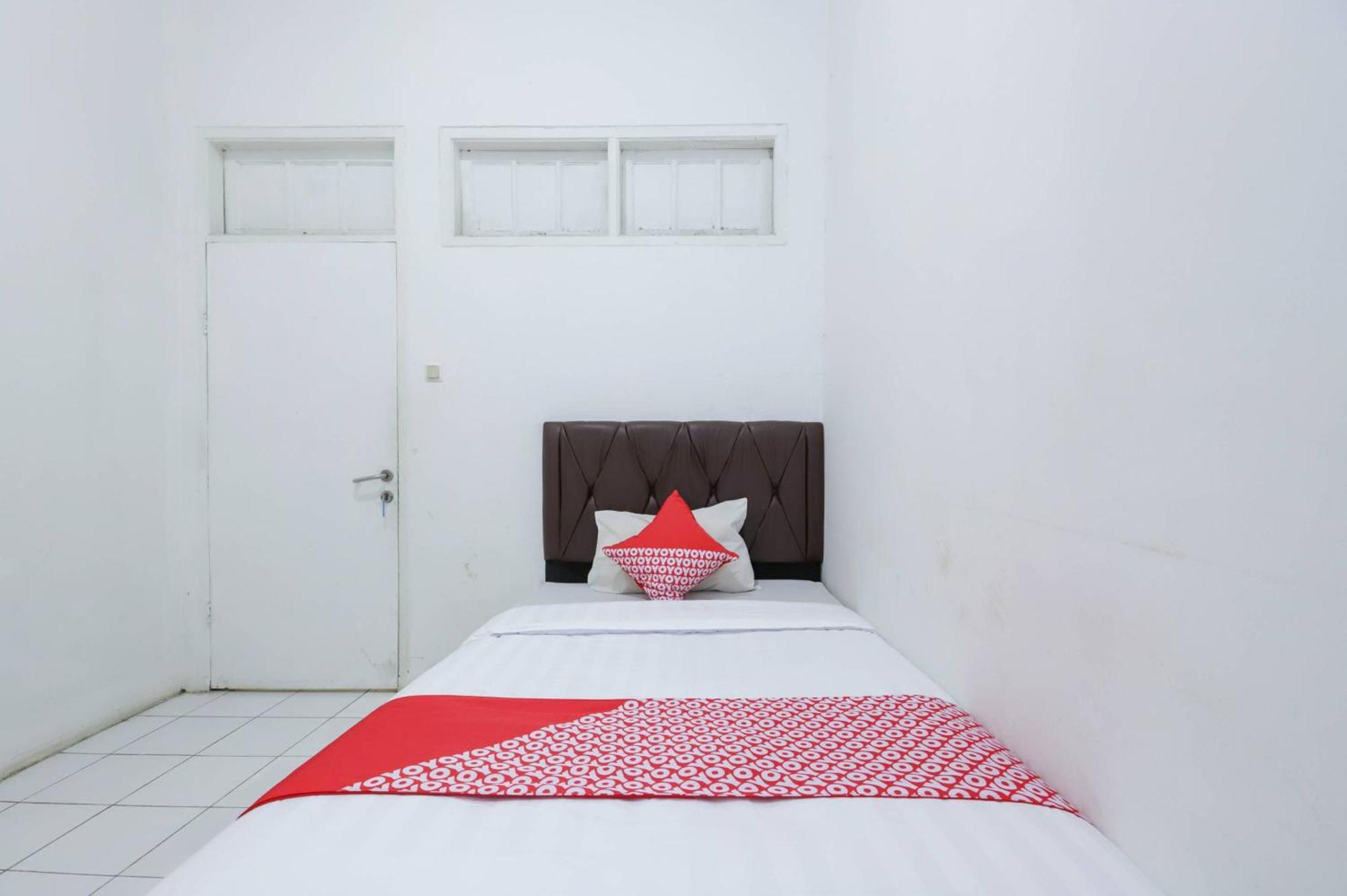 Oyo 1111 Pasar Baru Inn Jakarta Exteriér fotografie