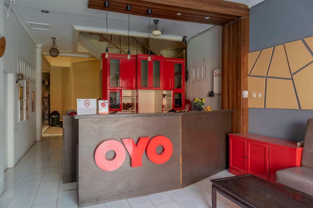 Oyo 1111 Pasar Baru Inn Jakarta Exteriér fotografie